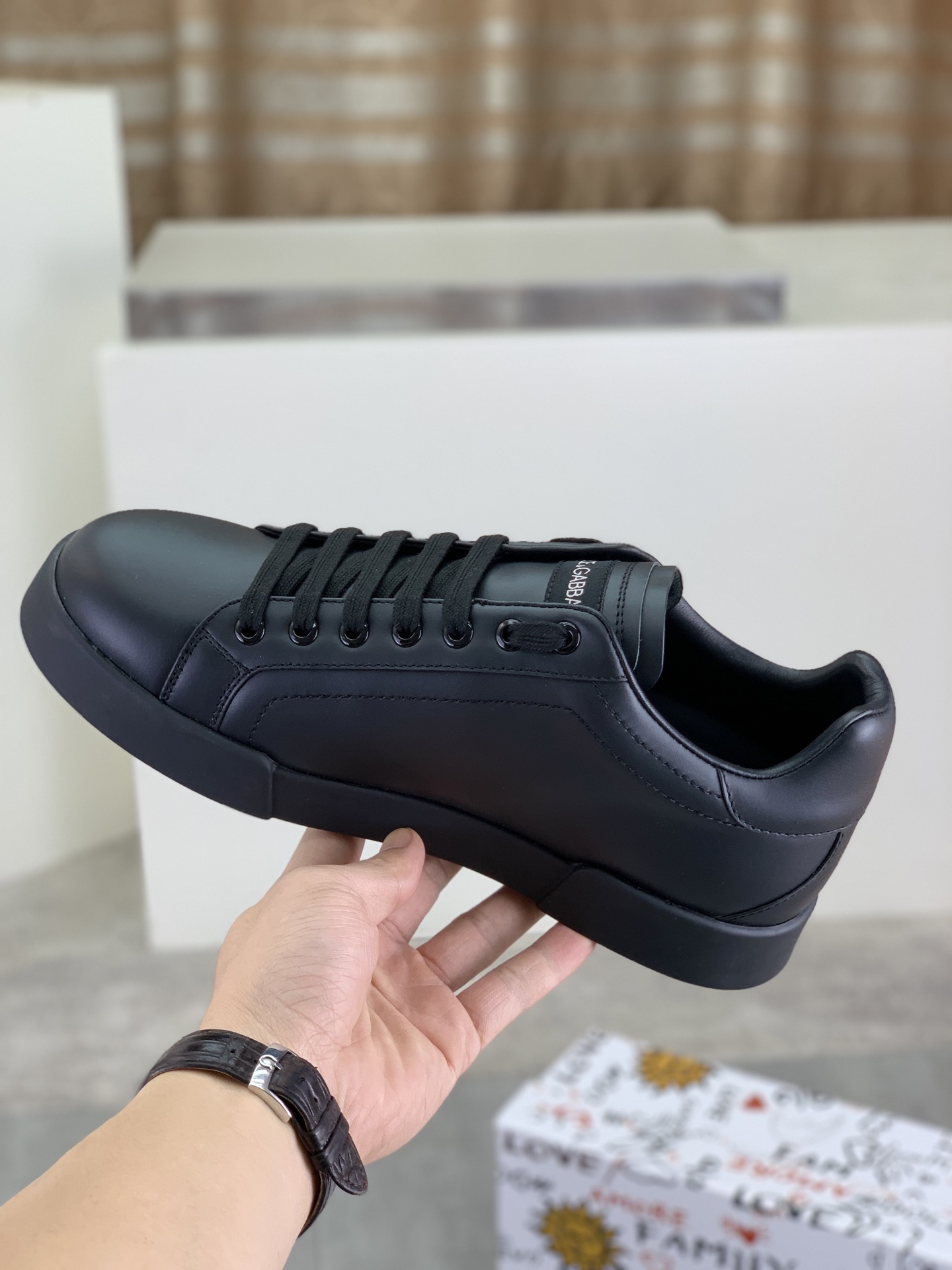 olce & Gabbana shoe